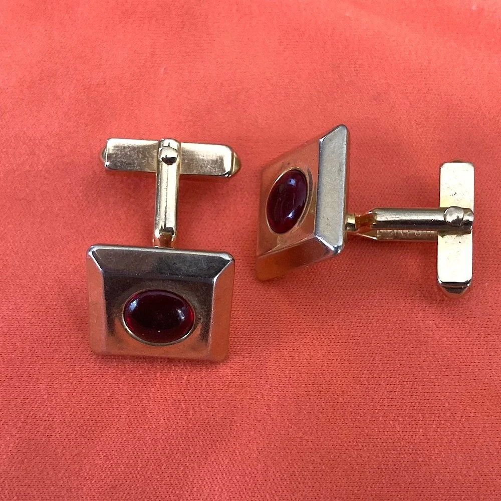 1954 Swank Gold & Red stone Cuff-Links